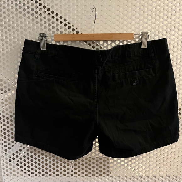 Volcom Frochickie 5” Shorts Lower Rise Size Medium Australian 12 Classic Black - Picture 2 of 14